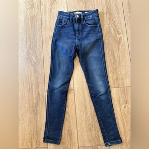 Girls KANCAN soft denim straight jeans. High rise. EUC